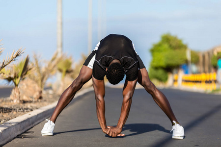 训练后的拉伸身体图片