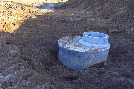 抽油机井的水图片