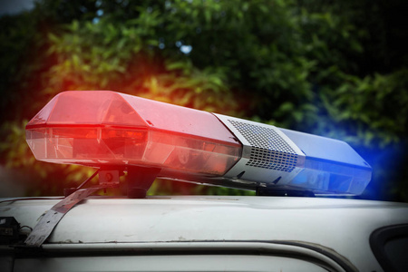 急救车警笛灯图片