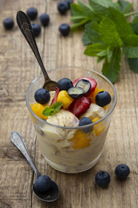 草莓水果沙拉图片