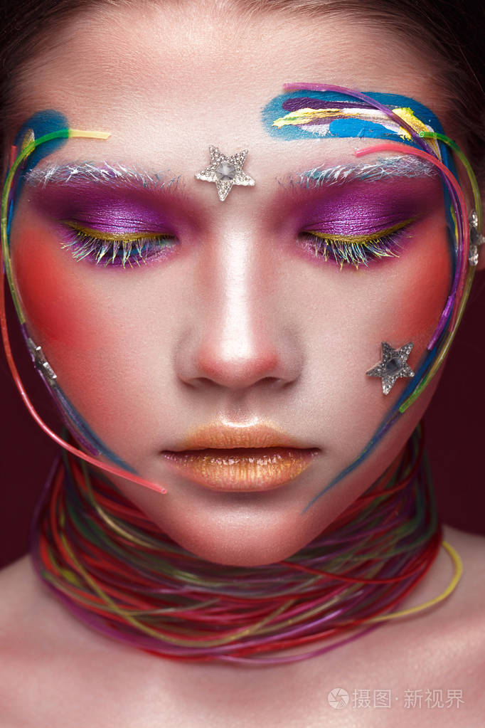 美丽的女孩,用波普艺术风格的创意化妆.美丽的脸蛋.