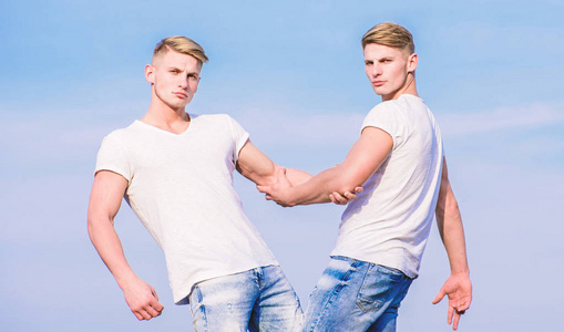 兄弟同手足头像图片