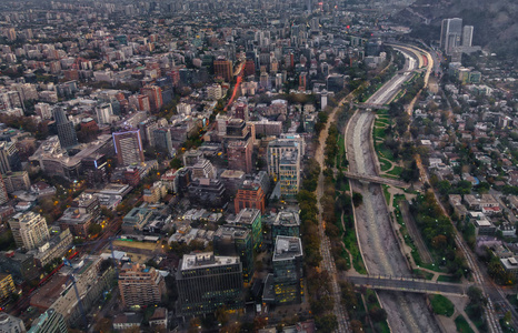 智利圣地亚哥市超长曝光俯视图图片