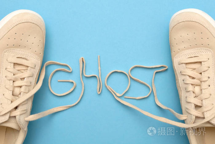 女鞋与花边鬼文字 照片 正版商用图片2j5unw 摄图新视界