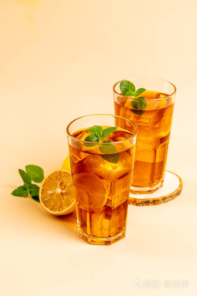 一杯冰柠檬茶