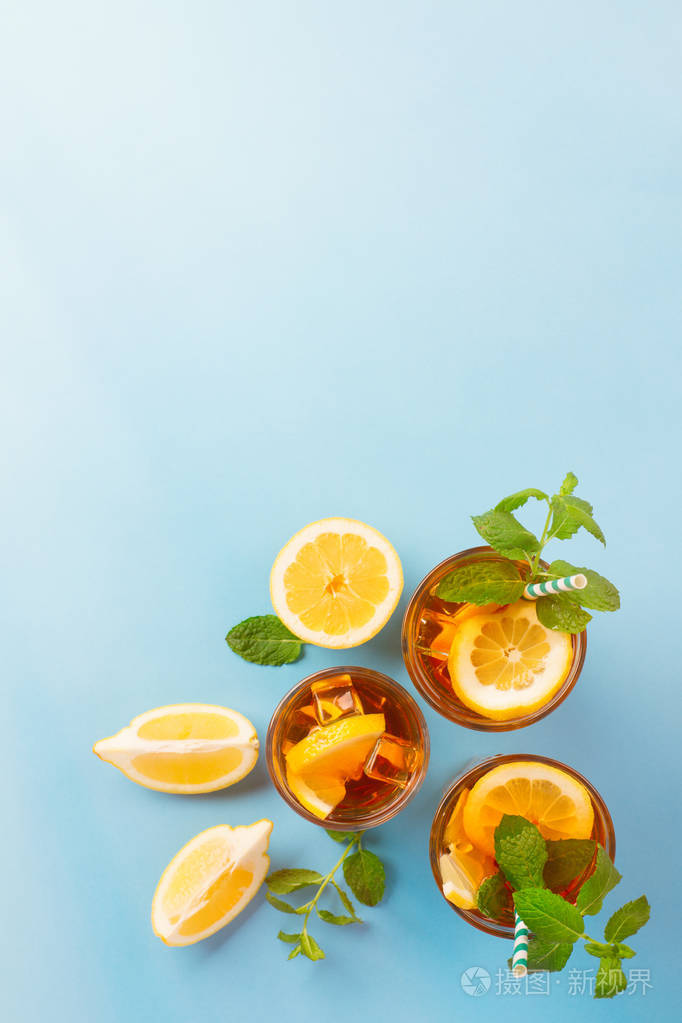 Iced tea with lemon sls, mint and  