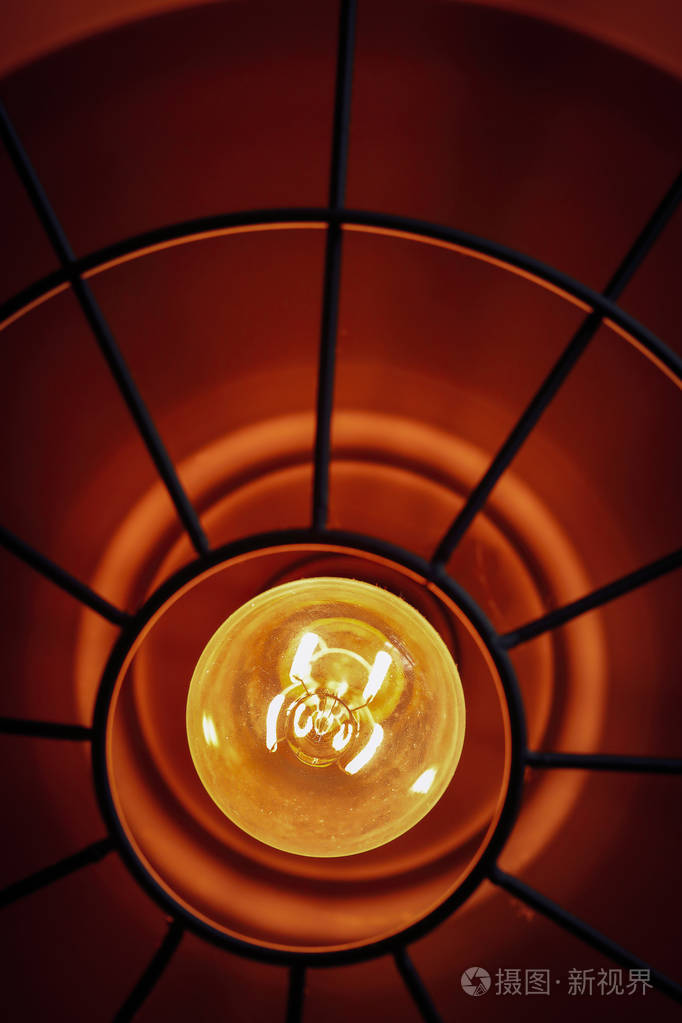 暖光白炽灯泡室内装饰设计