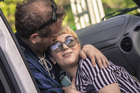 深情拥抱壁纸图片