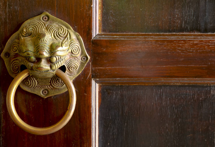 老式中式门把手照片