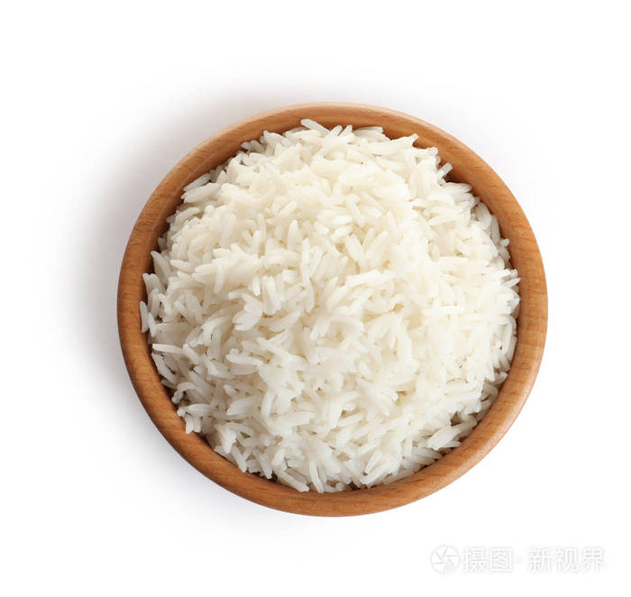 白色背景的一碗美味的米饭俯视图