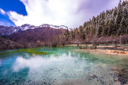 中国四川黄龙风景区图片