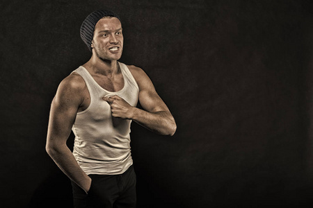 休闲背心图片-休闲背心素材-休闲背心插画-摄图新视界