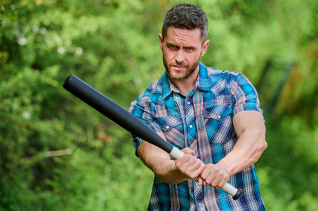 拿着棒球棒的人.我是个罪犯.户外运动.流氓打球棒.土匪团伙与冲突.