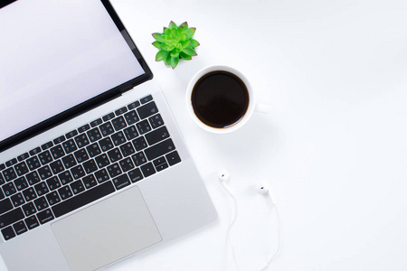 白底三联屏图片