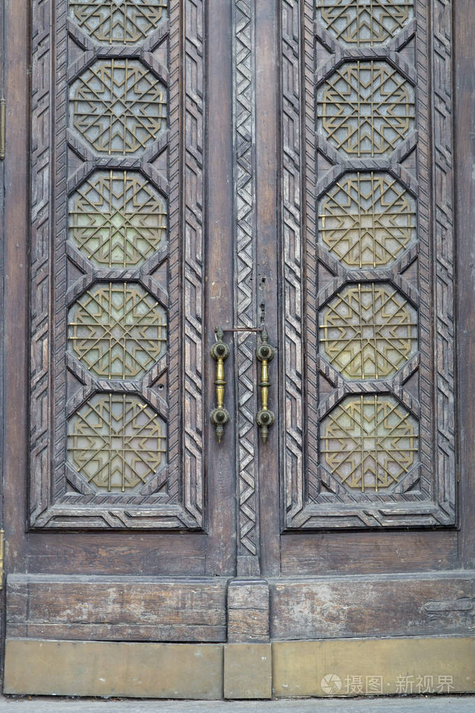 基辅的旧犹太教堂入口门装饰细节
