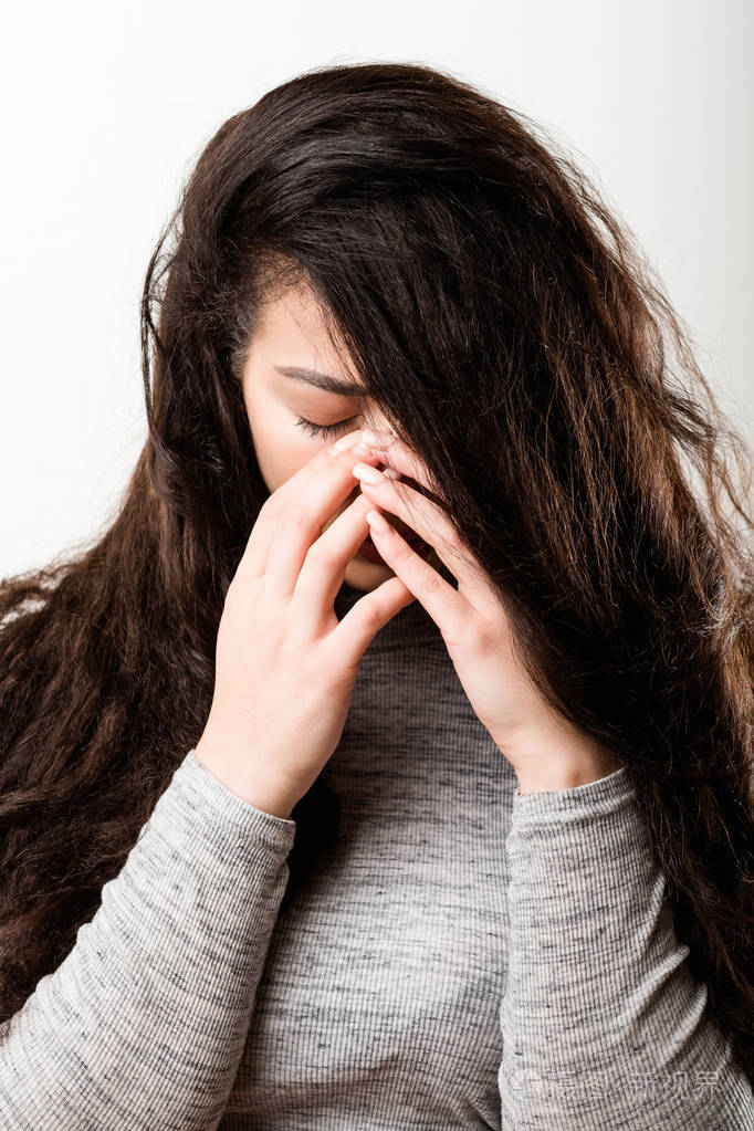 绝望绝望孤独心烦意乱的女孩