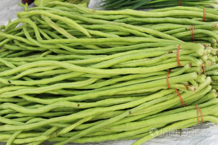 街边小吃用的长豆子