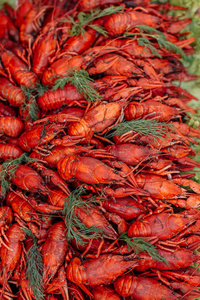 街头美食节上的美味红小龙虾图片