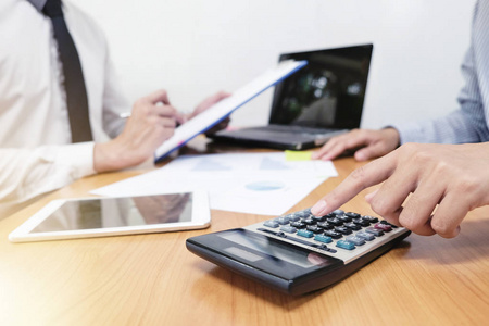 精于算计的将从大计算机系统输入小计算机系统hypertextmarkup