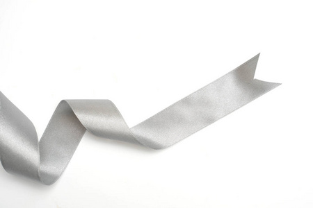 银白色丝绸图片