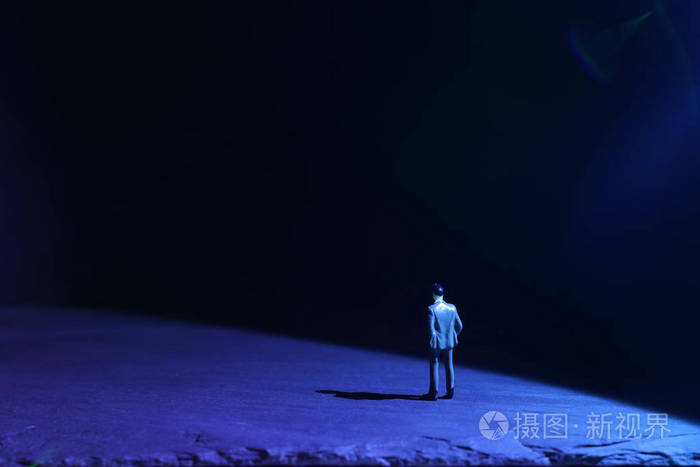 概念面对未知,做出决定,找到解决办法.