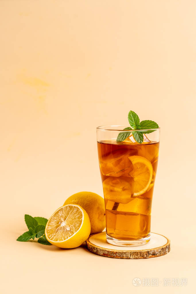 一杯冰柠檬茶