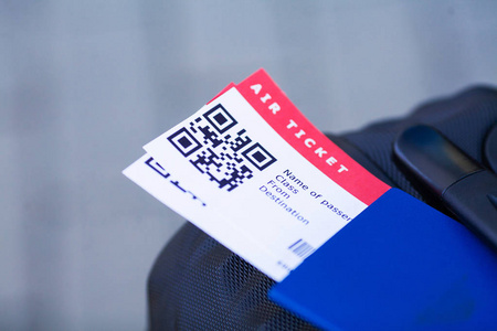 两张机票在机场附近关闭两张国外护照机票照片