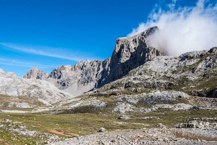 西班牙坎塔布里亚欧洲皮科斯山脉中的富恩特