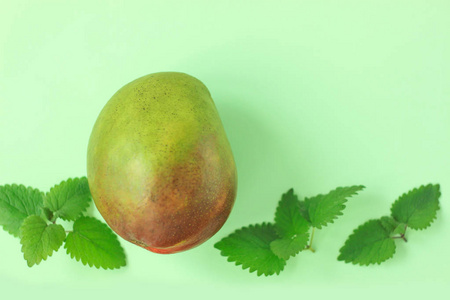 简约新鲜芒果海报设计图片