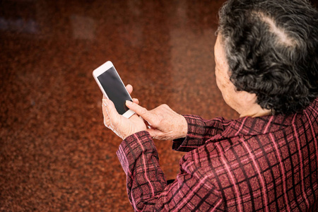 在家里和别人联系,生活科技,特写照片
