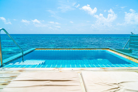 马尔代夫海景游泳池照片