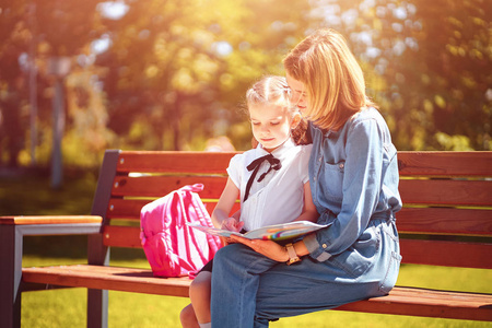 子女与父母图片
