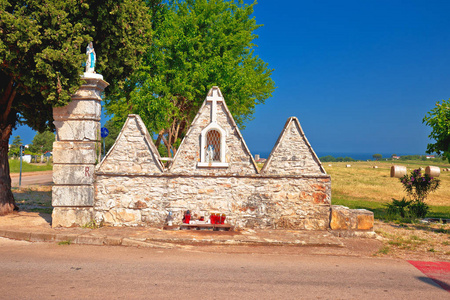 达吉拉风景区的宗教石碑图片