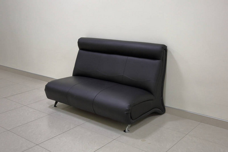 黑色真皮沙发图片