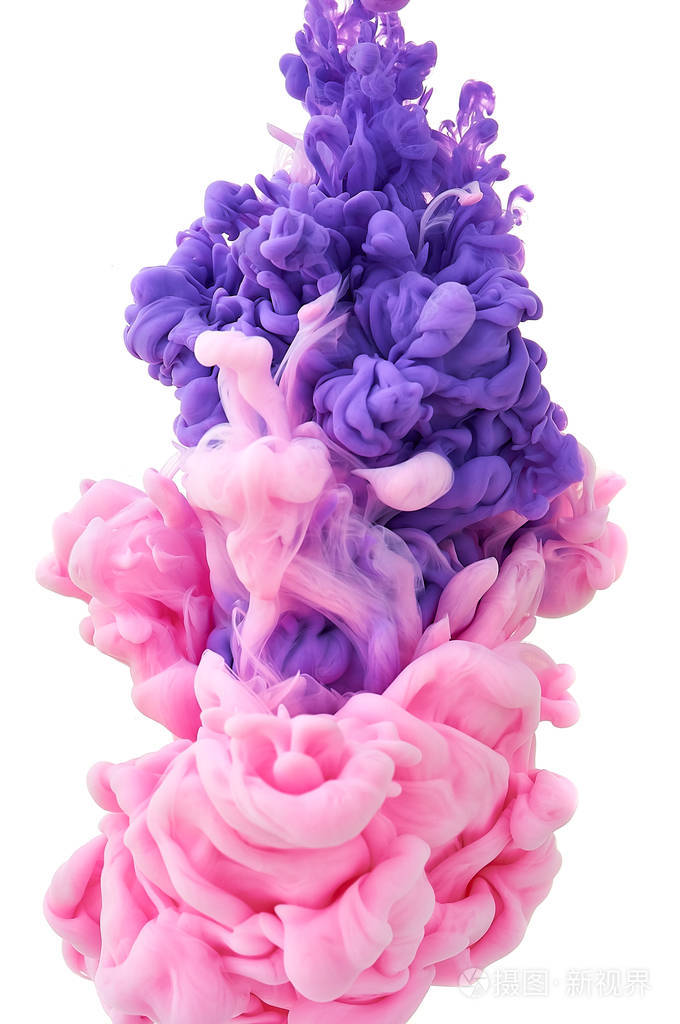 墨水在水里飞溅油漆混合彩色液体染料文章摘要