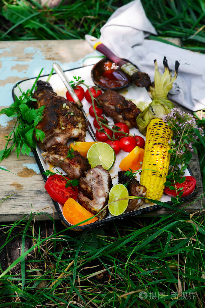 蔬菜玉米烧烤排骨