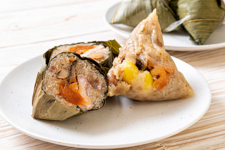 sticky rice dumpling照片