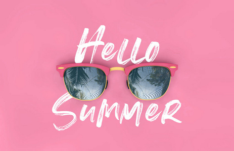 热带外壳与反射图片