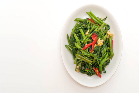 鸡蛋和香料牛肉炒西兰花菜炒的东京茉莉花和虾,越南菜炒的花菜在特写