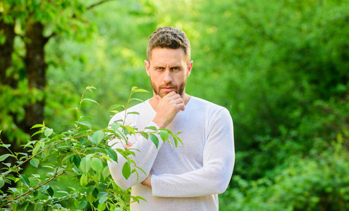 健康的生活方式.自然与健康.成熟时尚的模特.男子汉.男性照片