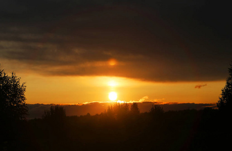 美丽的风景图片乡村夕阳在春天图片