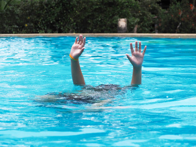 黎巴嫩跳水失败图片图片