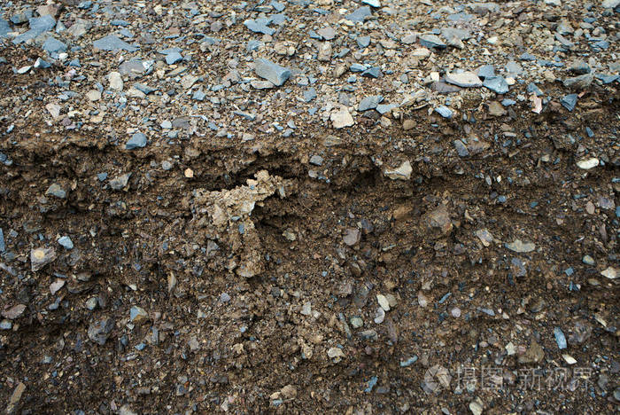 碎石混合土用于修路