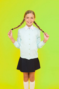 女学生开心微笑小学生长发.学年开始.教育活动.