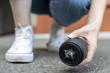 碎掉的杯子图片-碎掉的杯子素材-碎掉的杯子插画-摄图新视界