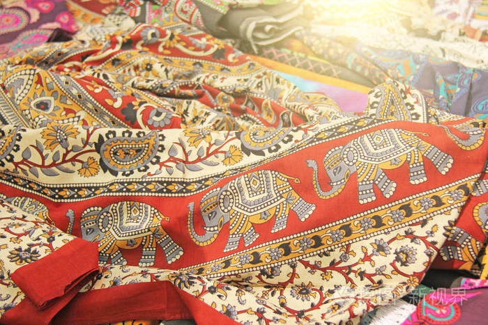 印度大象布红东方图案面料