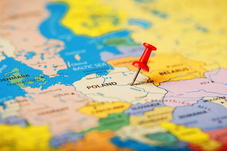 波兰地图波兰地图上的目的地位置用红色图钉标出照片