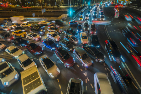 高速公路堵车图片