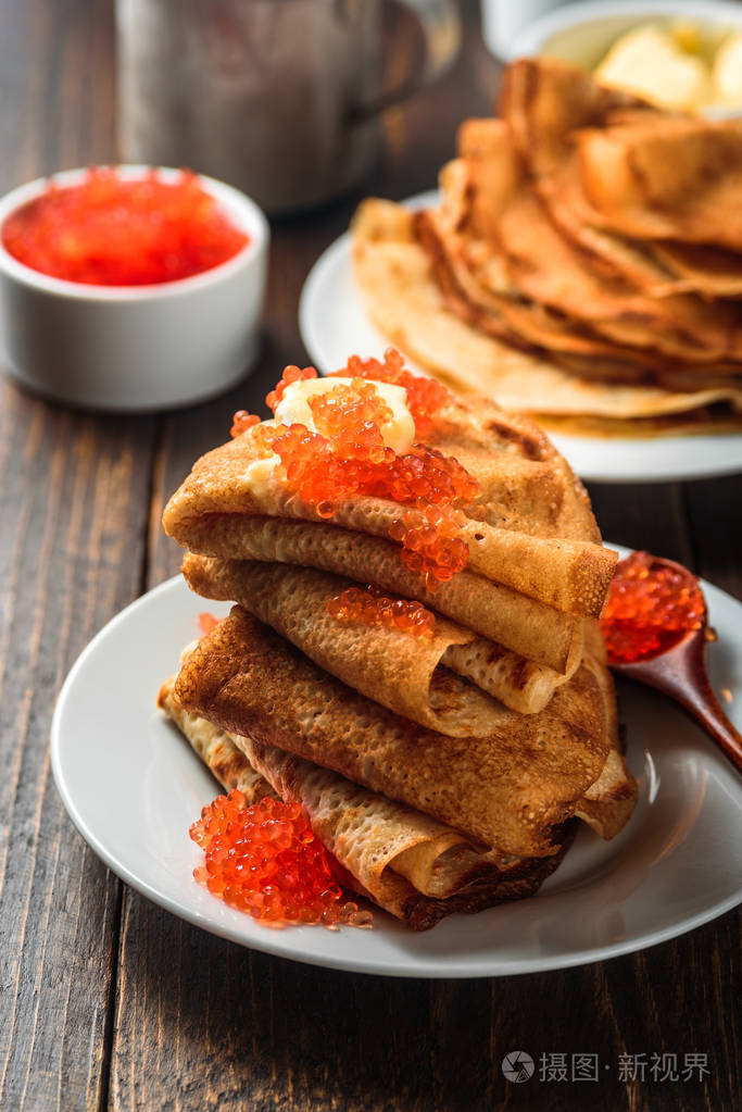 俄罗斯红鱼子酱薄饼