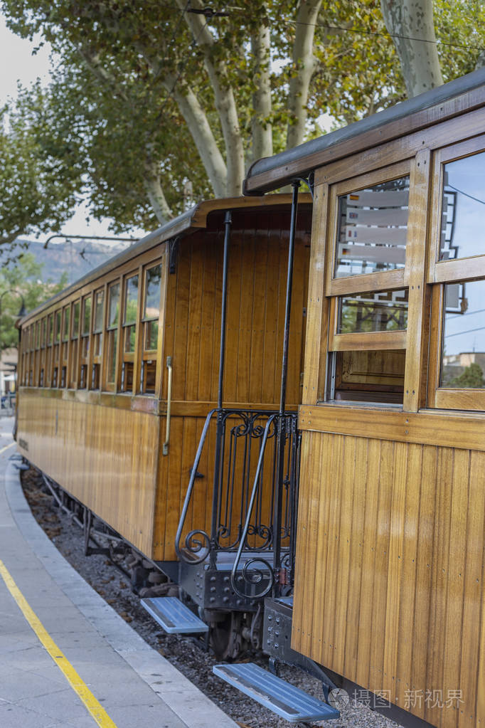 窗口 铁路 有轨电车 旅行 火车 铁轨 古老的 货车 平台